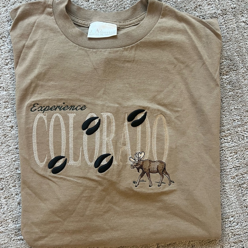 90s Vintage Single Stitch Made in USA 100% Cotton Tee Mens XL CO Moose Graphic